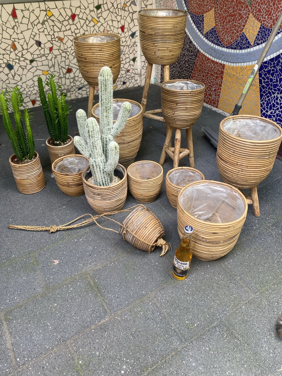 Rotan plantenbakken set 12x €75, Overige materialen, Gebruikt, 100 cm of meer, Rond