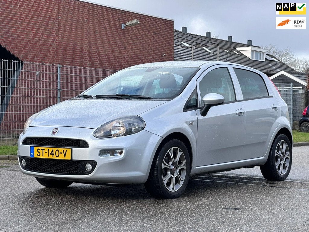 Fiat Punto Evo 0.9 TwinAir Sempre 5DR*Navigatie*Cruise*Clima, Voorwielaandrijving, Gebruikt, Euro 6, 100 pk