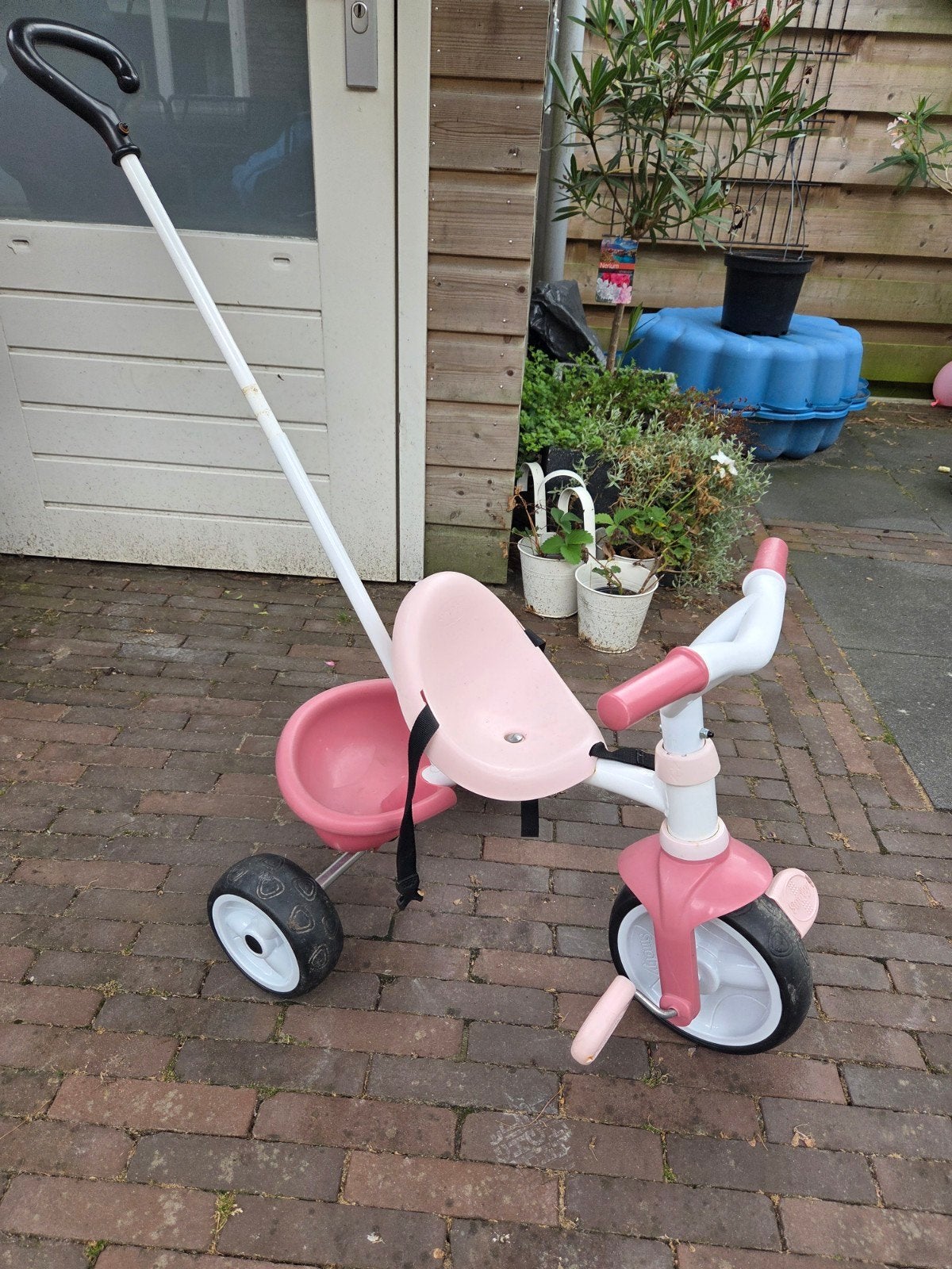 Roze driewieler met duwstang - Smoby, Fietsen en Brommers, Fietsen | Driewielers, Ophalen, Smoby, Verstelbare zitting