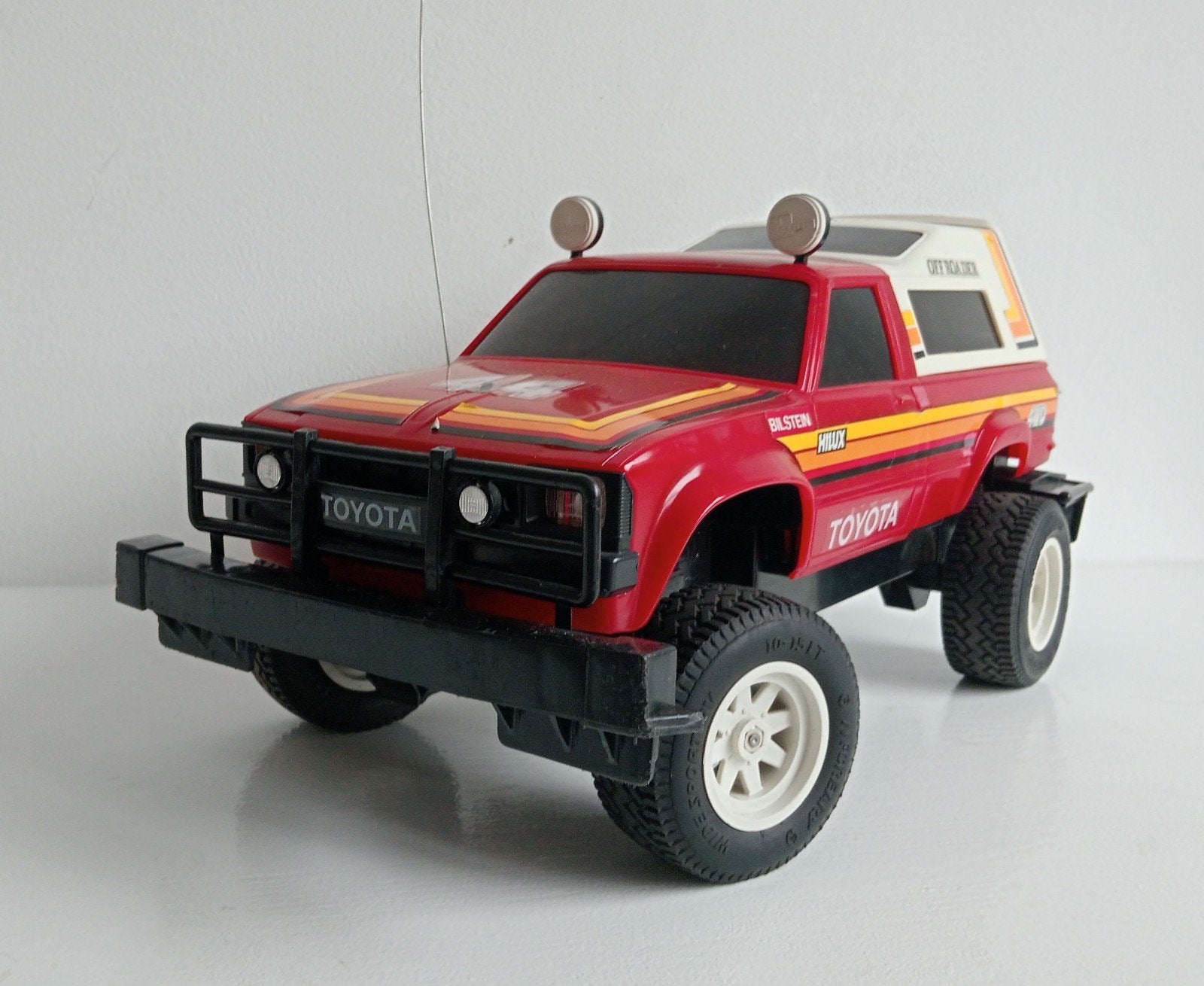 Mooie vintage RC Nikko Toyota Hilux 1:10, Ophalen of Verzenden, Overige schalen, Auto offroad