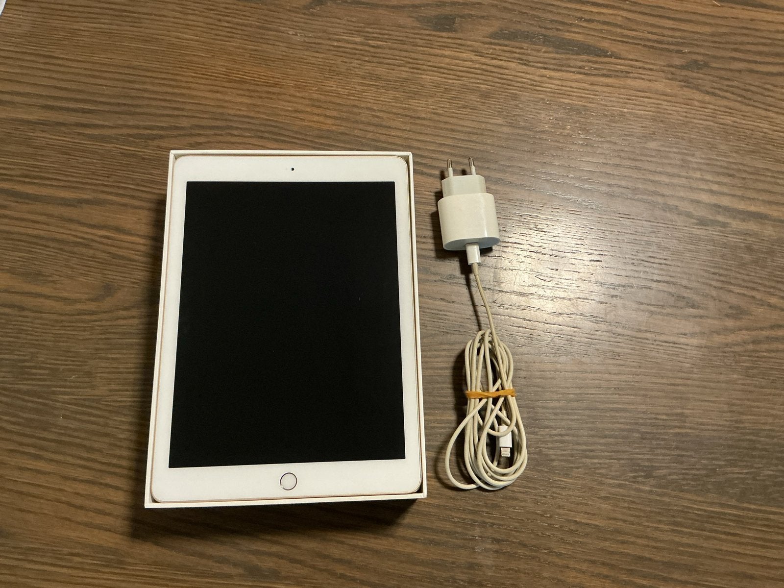 Apple iPad 5e generatie 32GB Goud (Wi-Fi), 10 inch, 32 GB, Apple iPad, Ophalen of Verzenden