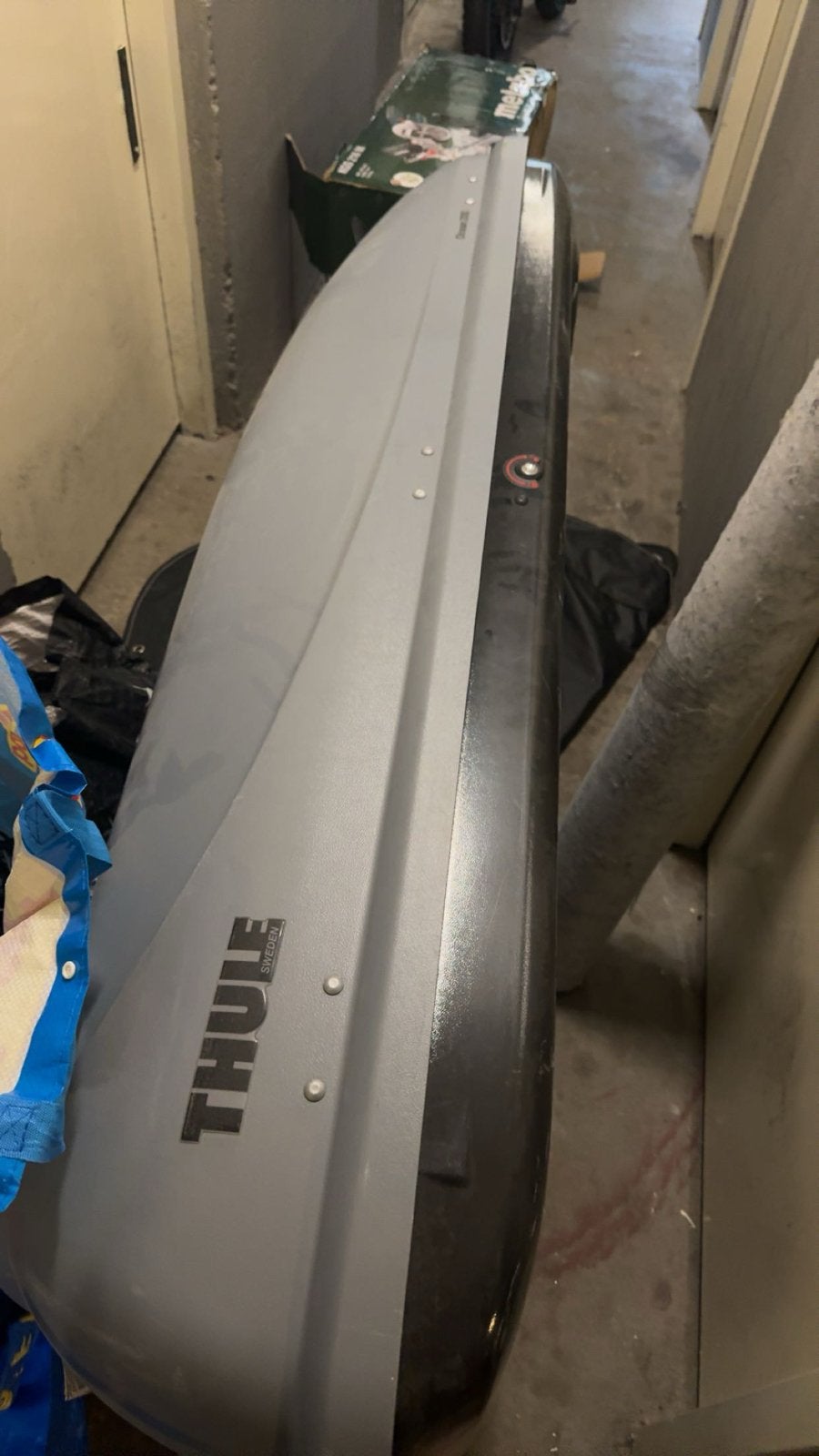 Dakkoffer Thule Ocean 200 - amper gebruikt, goede staat, Ophalen, Zo goed als nieuw