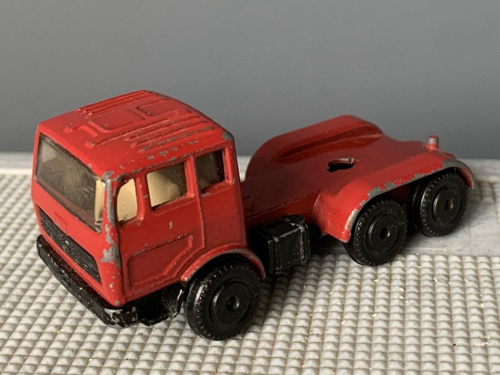 EFSI Holland HO | Mercedes Truck rood 1:87, Ophalen of Verzenden, Gebruikt, Bus of Vrachtwagen, Efsi