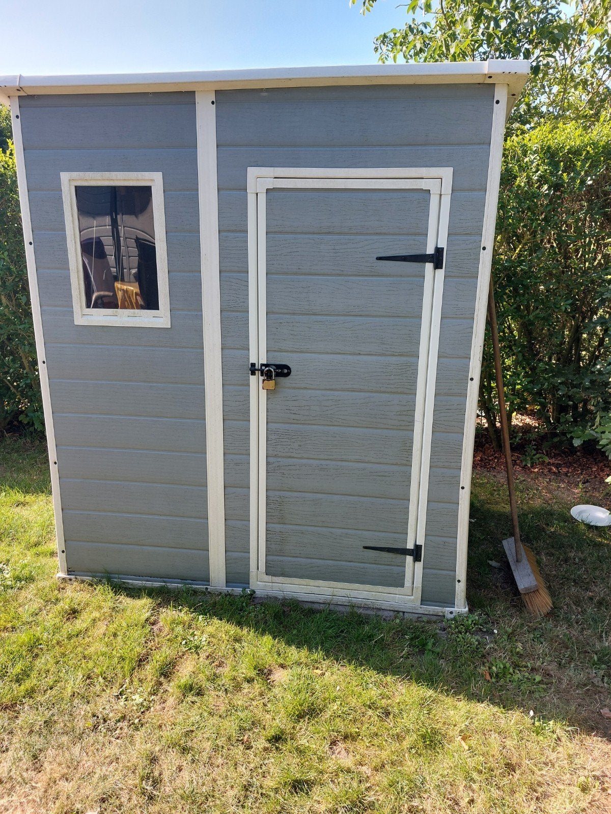 Compacte kunststof berging (1,7x1x2m) - Ideaal voor tuin, Ophalen, Kunststof, Overige typen