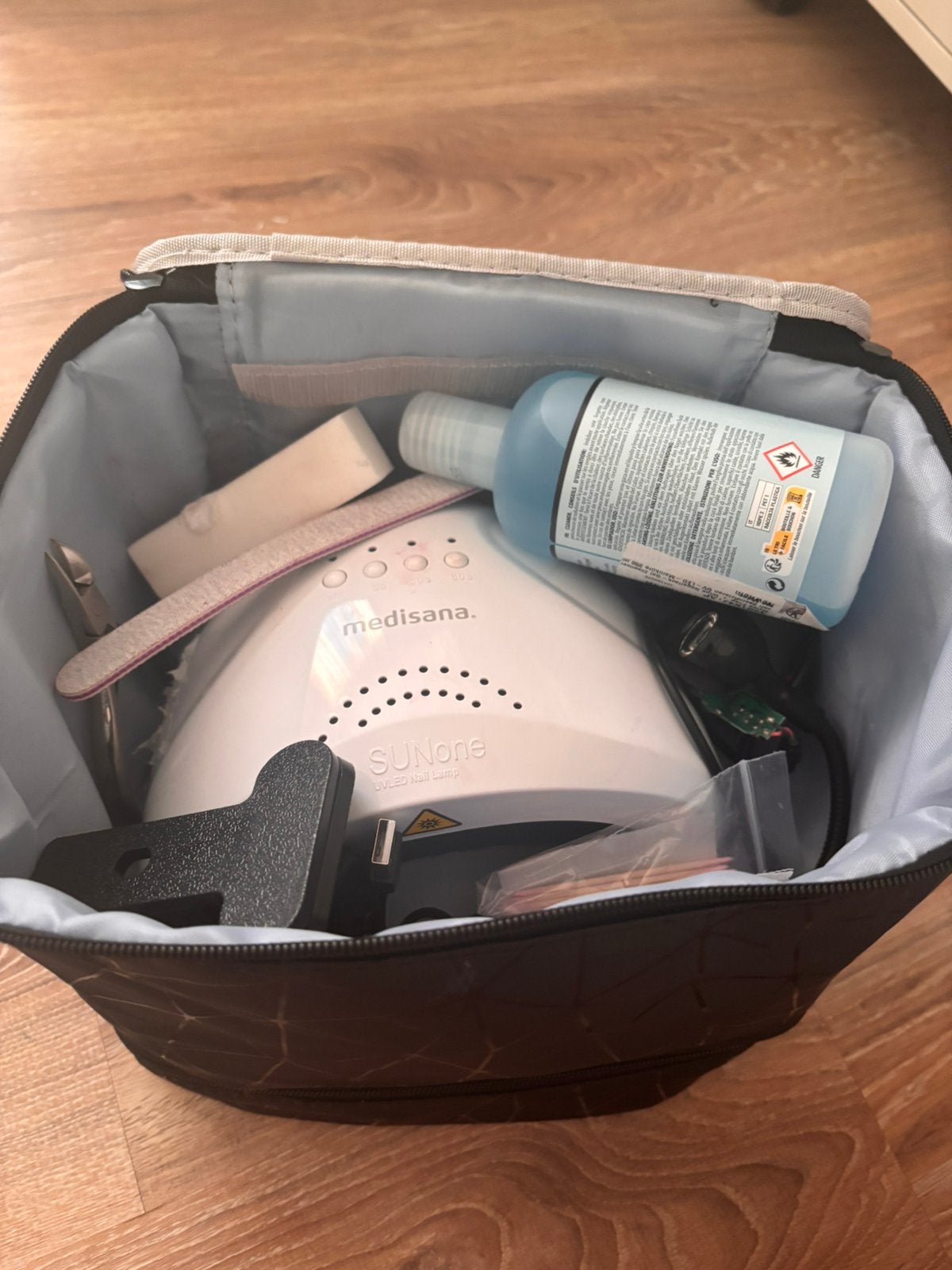 Volledige manicure set - 35 lakjes - tas, Ophalen of Verzenden, Gebruikt, Overige typen