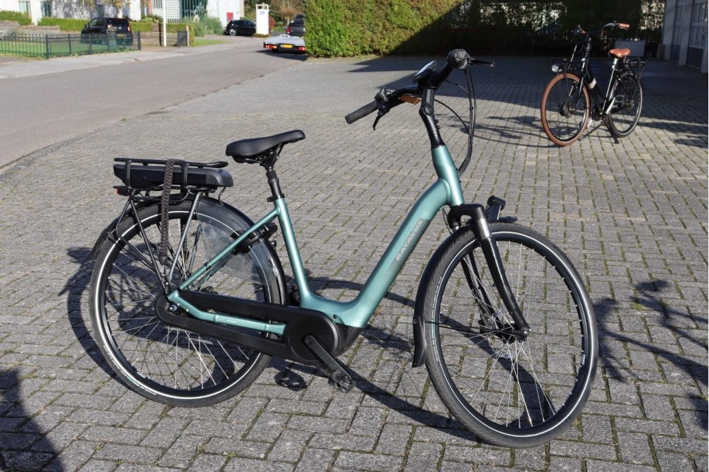 Batavus Finez E-go l Bosch Active Line Plus l 500wh l 48cm
