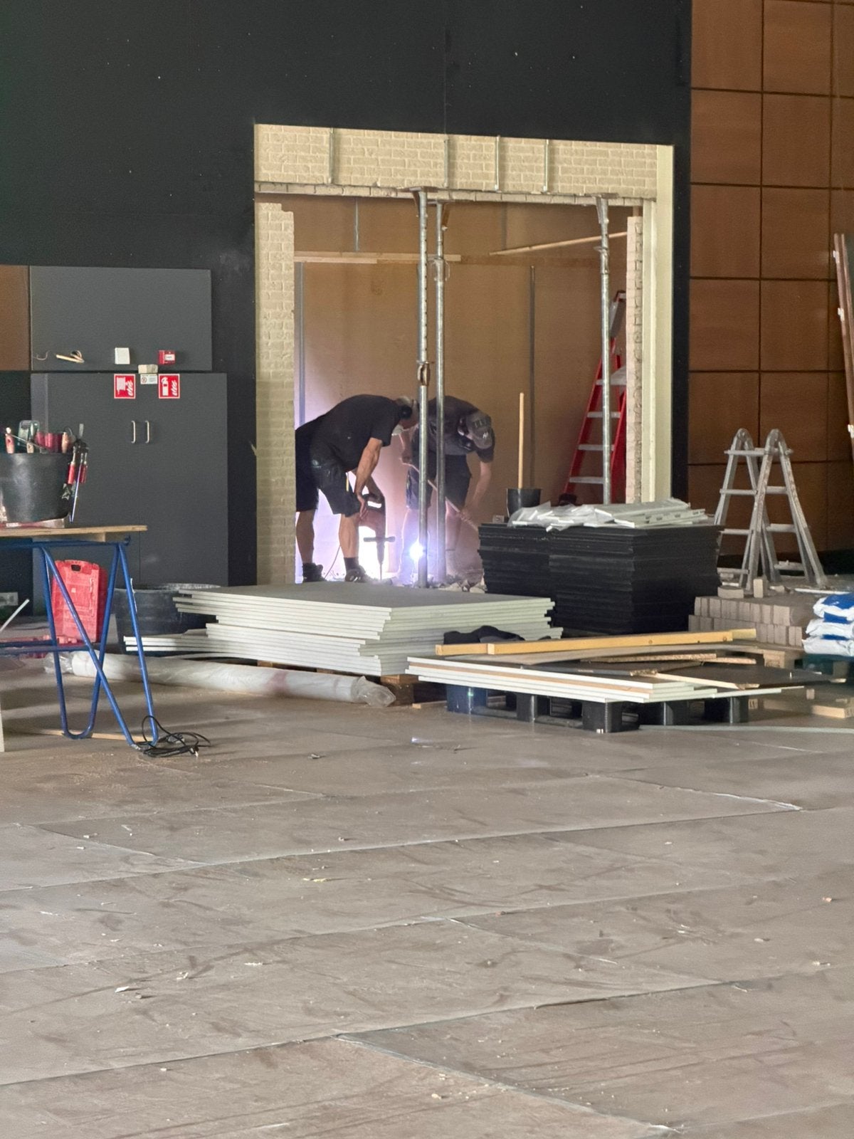 Gebruikt hardboard platen 1500 m2, Doe-het-zelf en Verbouw, Platen en Panelen, Ophalen, Zo goed als nieuw