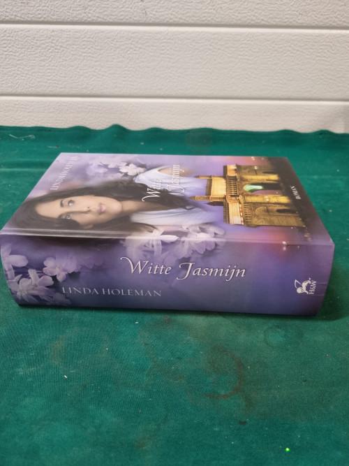 boek witte jasmijn linda holeman, Ophalen of Verzenden