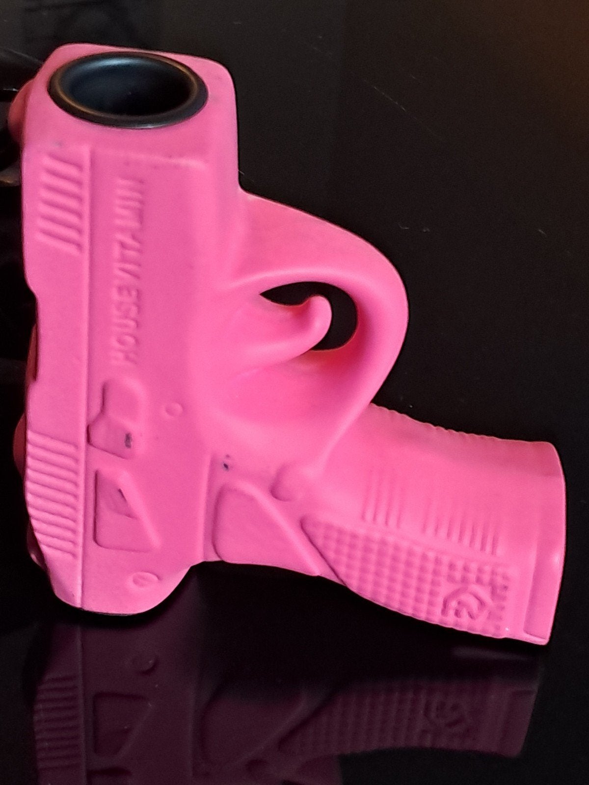 Housevitamin Gun Glower Roze en Zwarte vaas, Huis en Inrichting, Woonaccessoires | Vazen, Ophalen of Verzenden, Roze