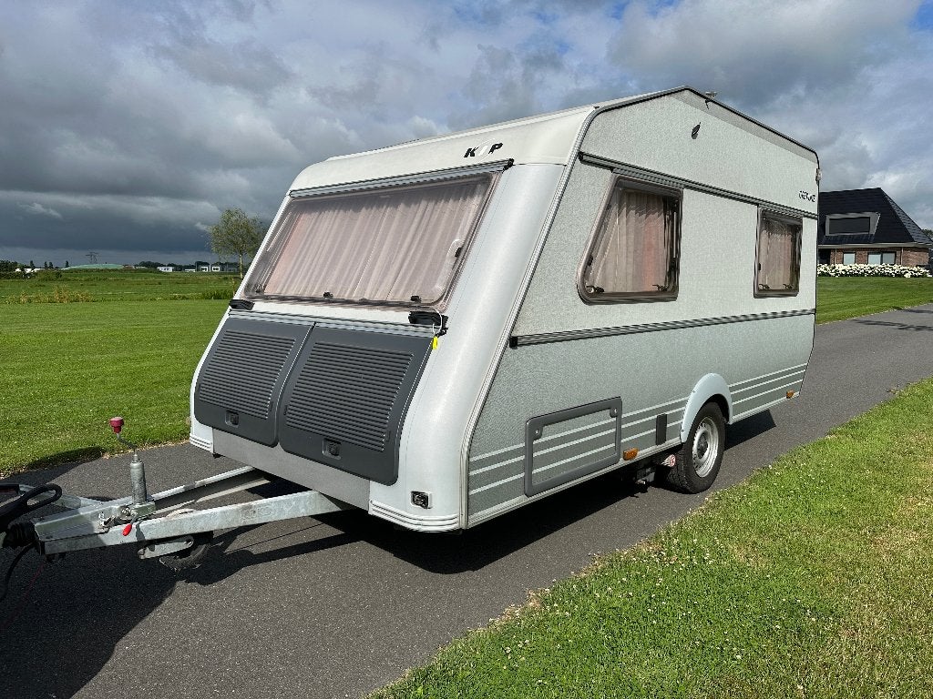 KIP GREY LINE 41, Caravans en Kamperen, Caravans, Particulier, tot en met 4, 1000 - 1250 kg, Rondzit, Kip, Omvormbare zithoek