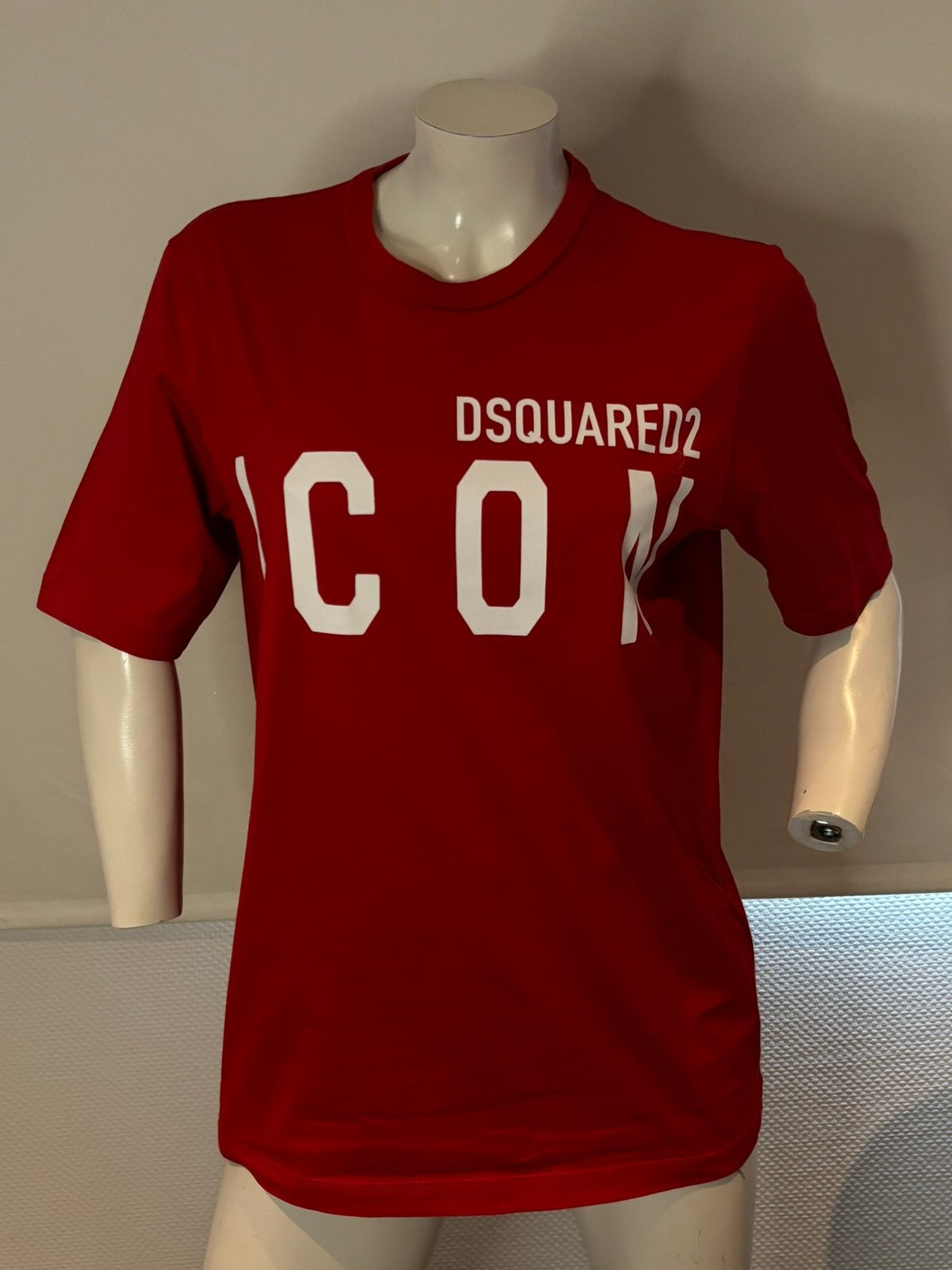 Dsquared2 shirt met logo print maat m, Maat 38/40 (M), Ophalen of Verzenden, Zo goed als nieuw, Korte mouw
