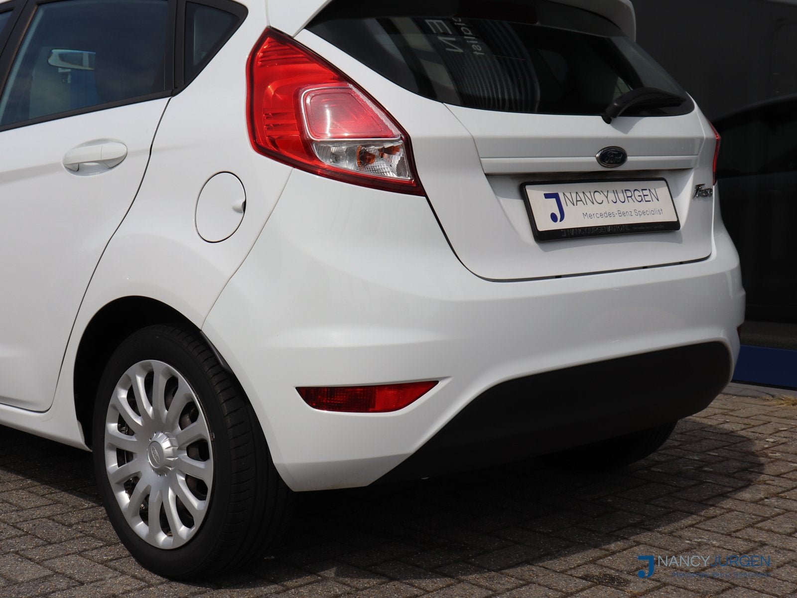 Foto 24 van Ford Fiesta 1.0 Style | Essential | Airco | Navi | Bluetooth