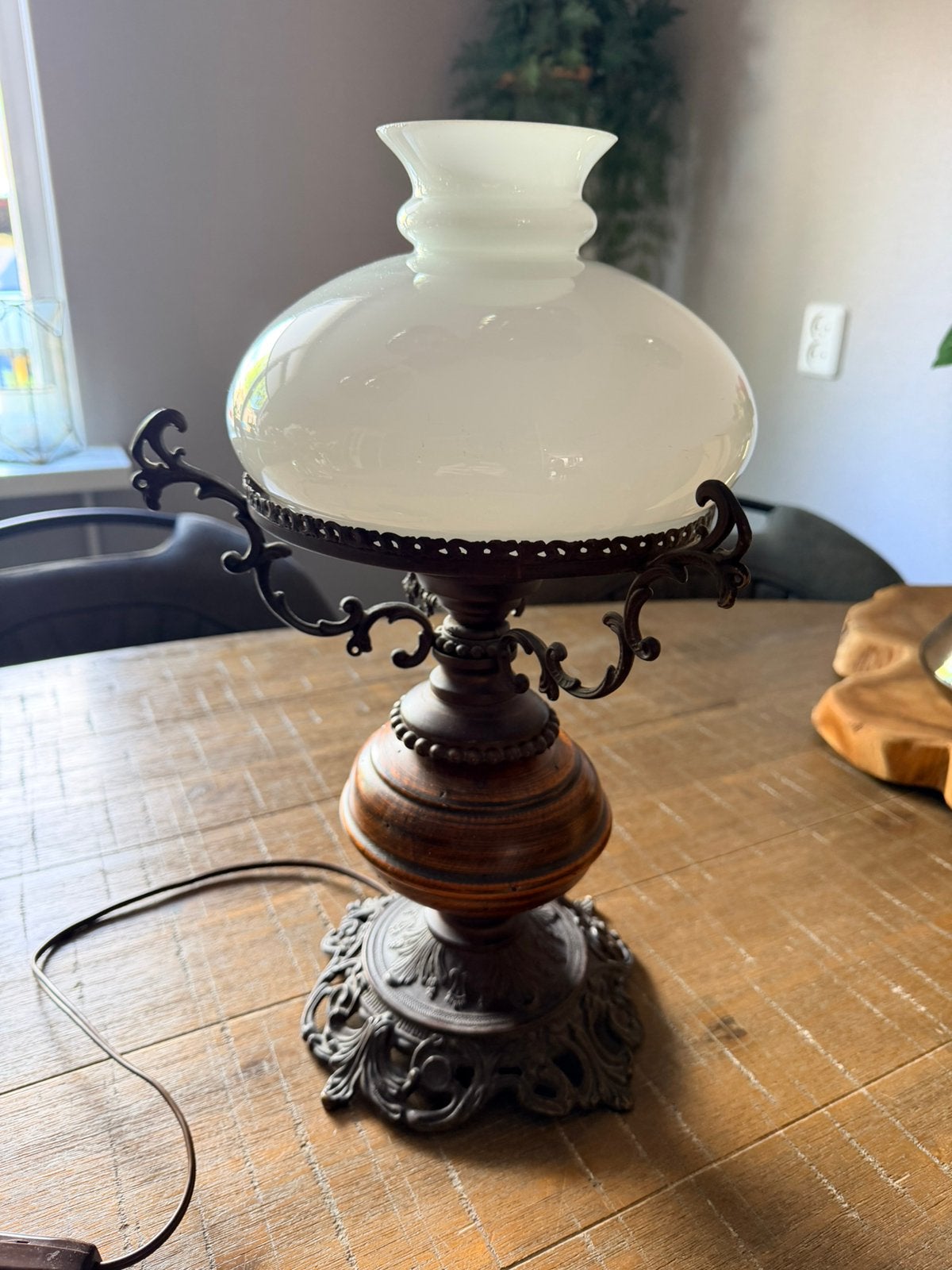 Antieke lamp, Ophalen