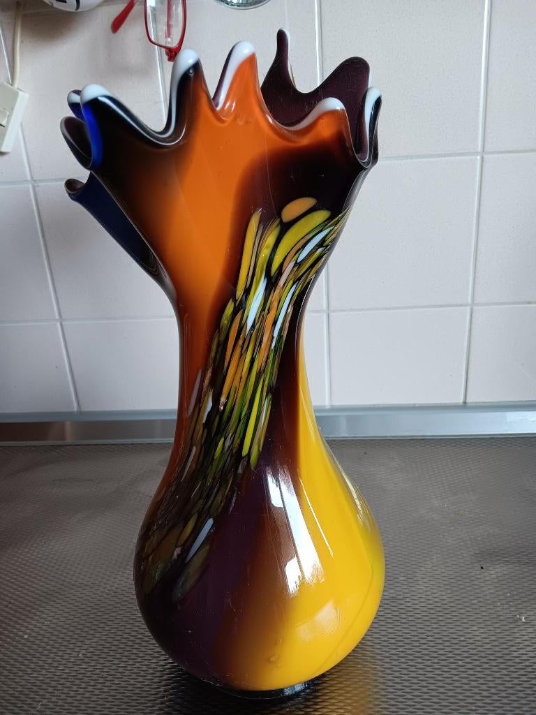 gekleurde vaas, Huis en Inrichting, Woonaccessoires | Vazen, Ophalen, Overige kleuren, Minder dan 50 cm, Glas
