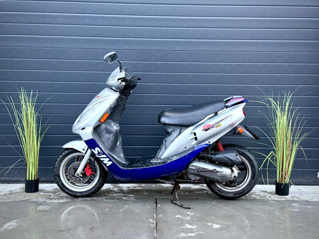 Sym Jet 50cc 2t EuroX (E-start, Nieuwe banden en uitlaat), Fietsen en Brommers, Scooters | SYM, Gebruikt, Overige modellen, Maximaal 45 km/u