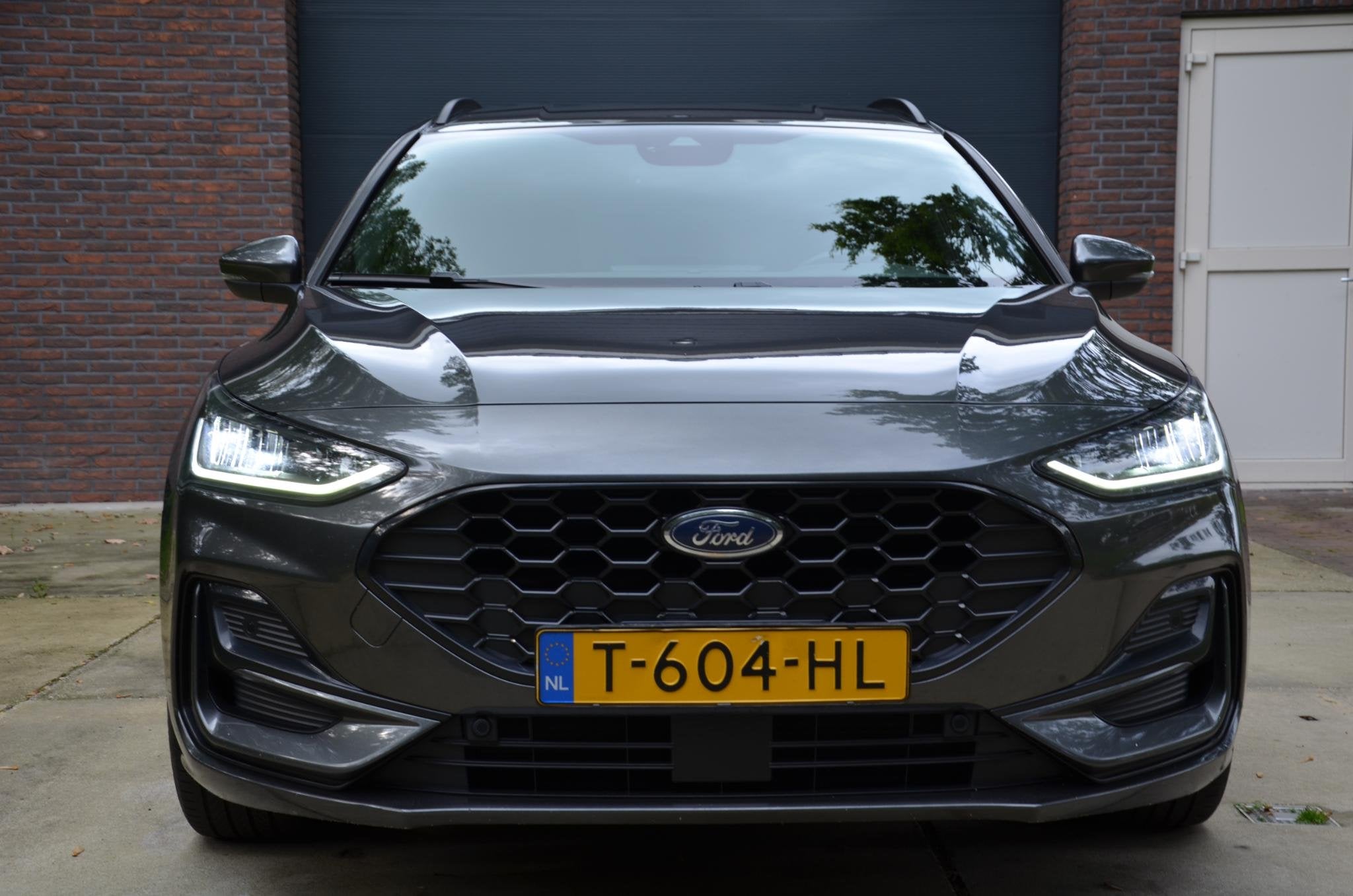 Ford Focus Wagon 1.0 EcoBoost Hybrid ST Line Navi/Led/Pdc/Ec, Auto's, Gebruikt, Euro 6, Origineel Nederlands, Handgeschakeld