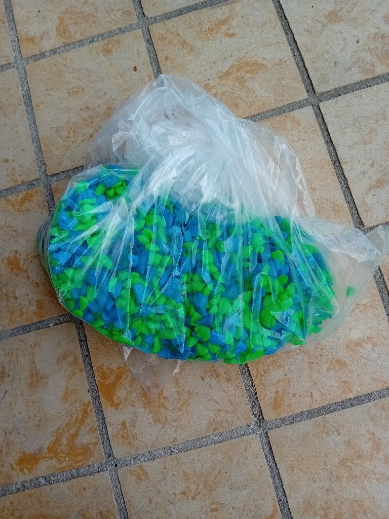 Steentjes voor in de Vissenkom, Ophalen, Zo goed als nieuw, Grind, Zand of Voedingsbodem