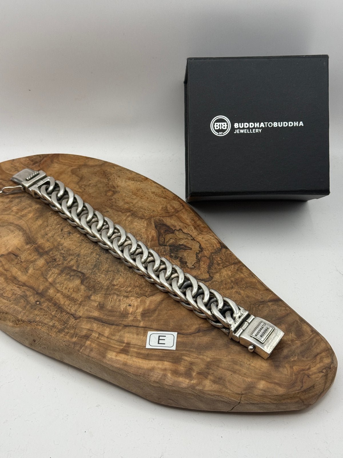 “ESTHER BIG (XL)” buddha to buddha 23cm• Maat: E “GEPOLIJST”, Ophalen of Verzenden, Zo goed als nieuw, Zilver, Zilver