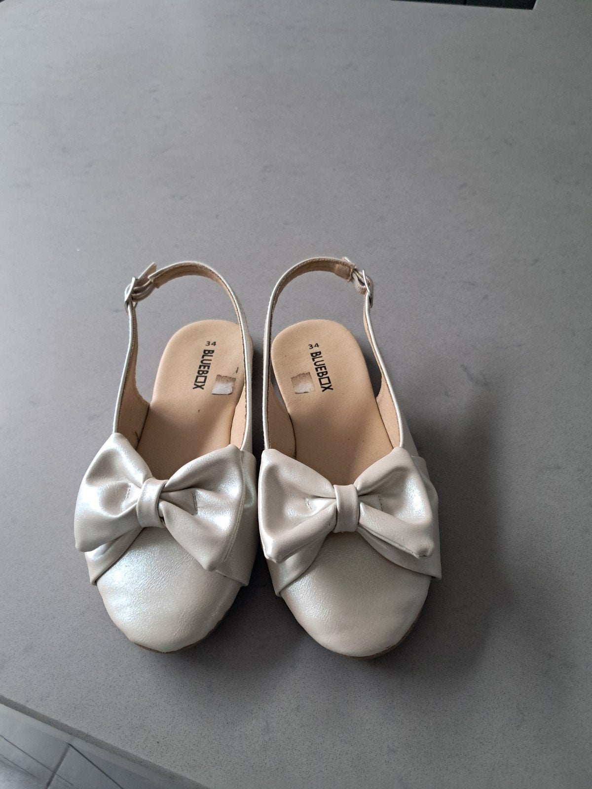 Slingbacks maat 34 ivoor, Ophalen of Verzenden, Zo goed als nieuw, Meisje, Schoentjes