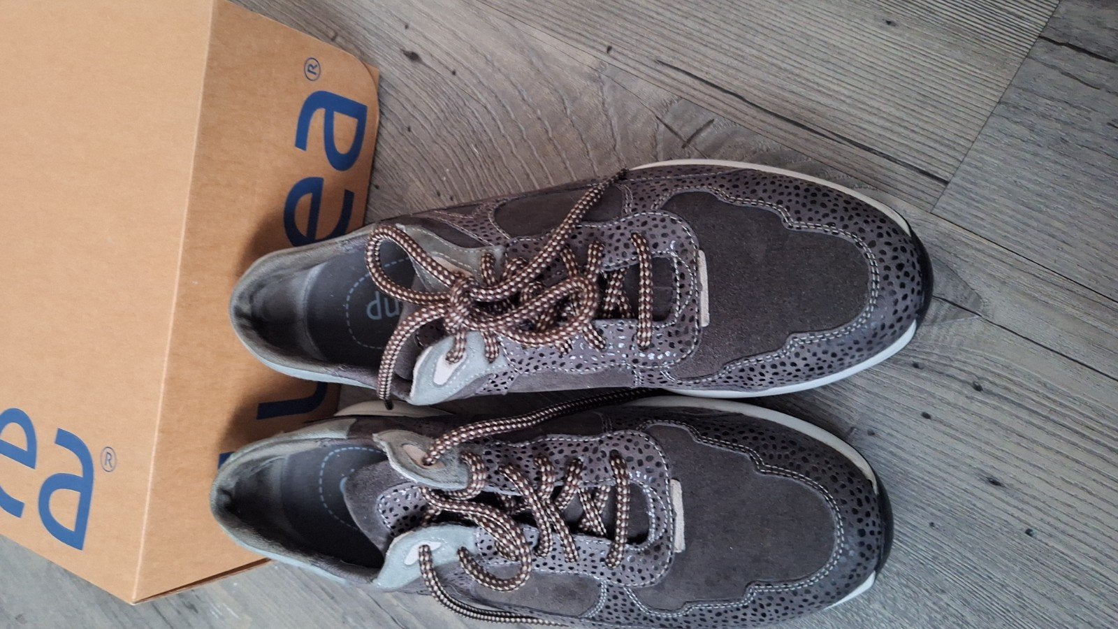 sneakers durea maat 6.5 wijdte g 1xaangehad, Ophalen of Verzenden, Zo goed als nieuw, Sneakers of Gympen