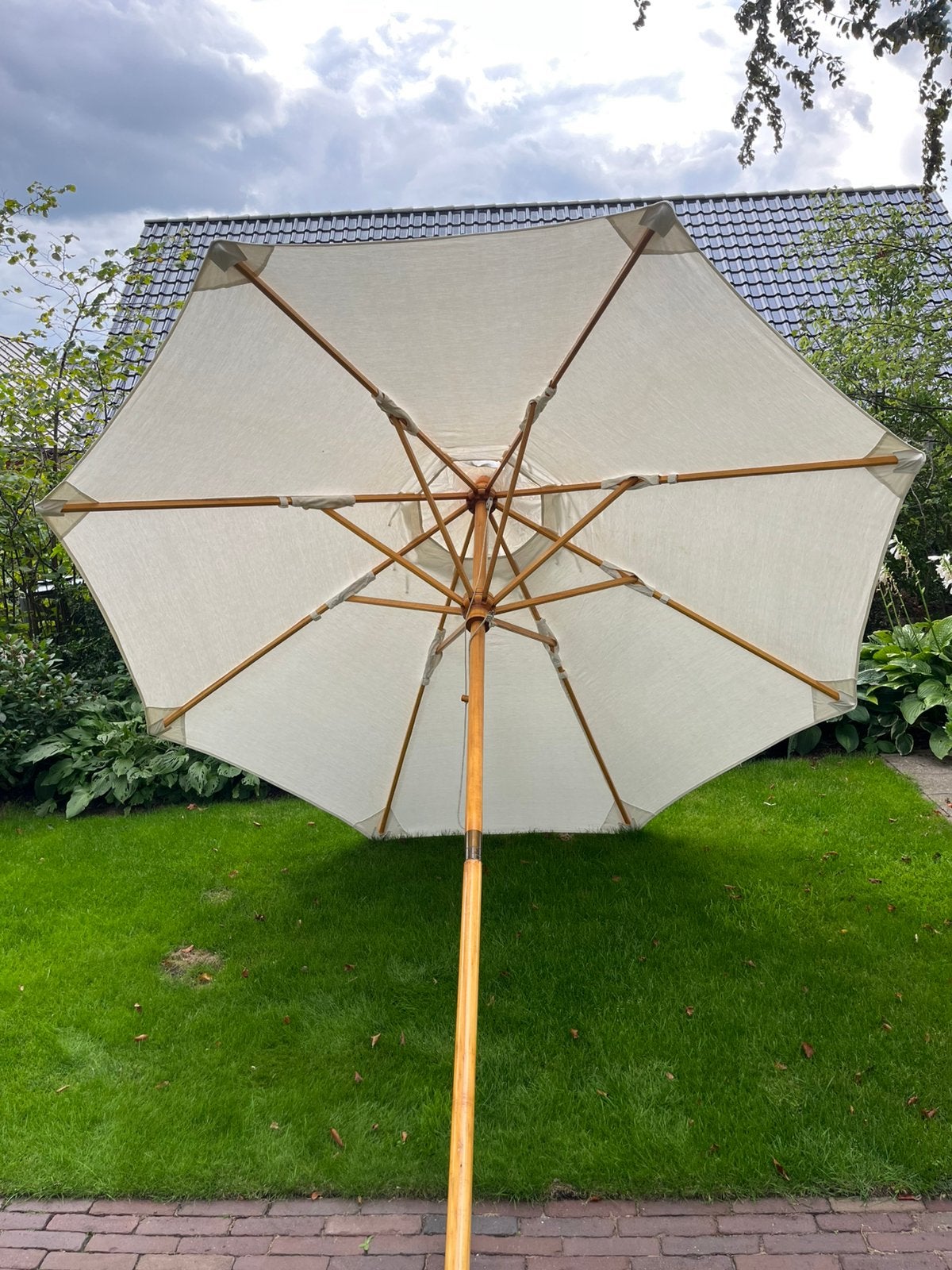 Grote parasol, Ophalen, Gebruikt, Minder dan 1 meter