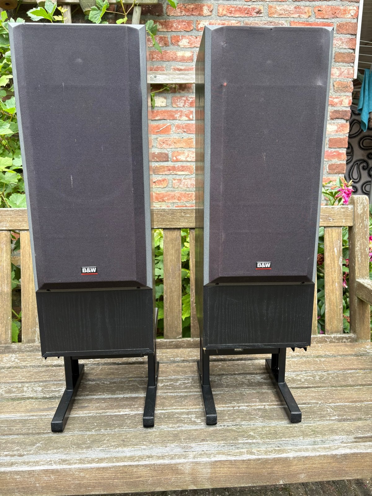 B&W 570 Luidsprekers - Goede staat, gerepareerd rooster, Ophalen, Gebruikt, Bowers & Wilkins (B&W)