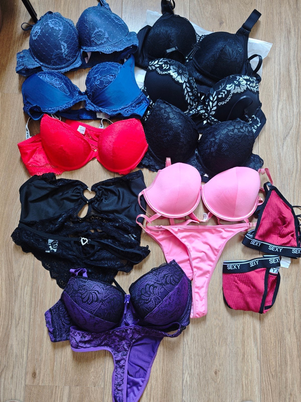 Partij nieuwe lingerie - diverse setjes en BH's, Ophalen of Verzenden, Blauw, BH