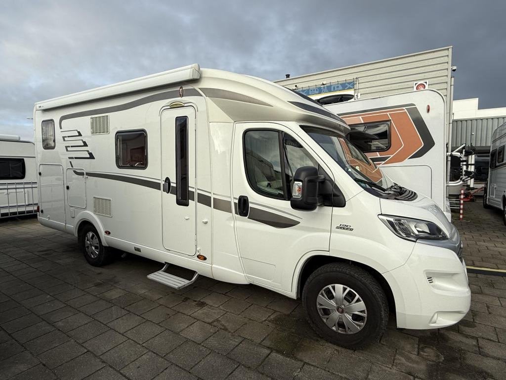 Hymer T578CL halfintegraal 2015, Ringverwarming, Fiat, Luifel, 6 tot 7 meter
