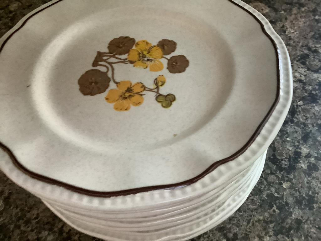 Gebakstel Kensington Ironstone Handcrafted Staffordshire, Ophalen of Verzenden