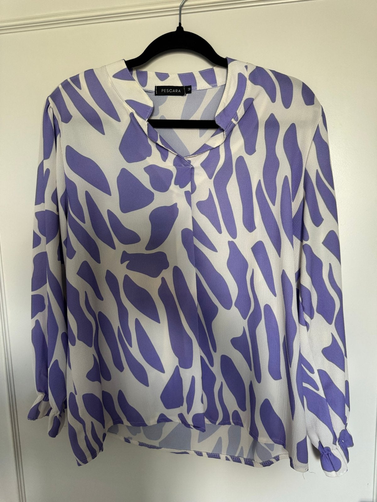 Pescara blouse met paarse print, Kleding | Dames, Ophalen, Nieuw, Maat 38/40 (M), Paars