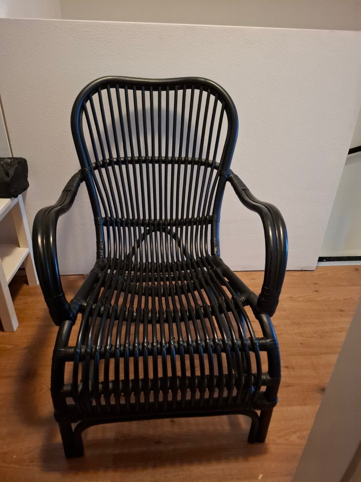 Zwarte rotan stoel - comfortabel en stijlvol, Ophalen, Gebruikt, Modern, Bohemian, Zwart