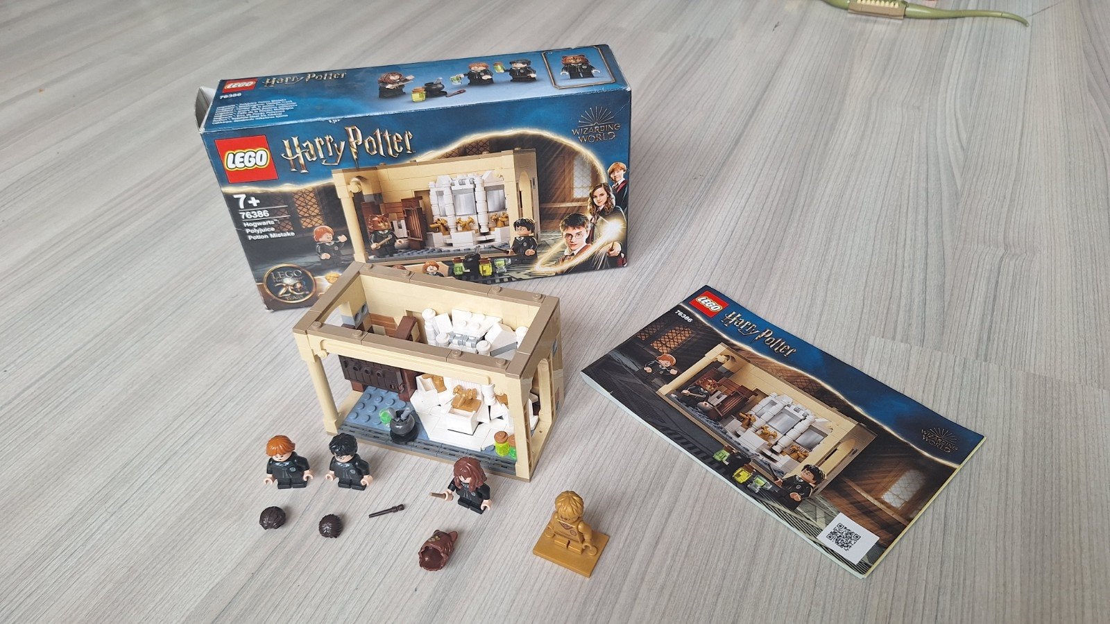 LEGO Harry Potter Zweinstein: Polyjuice Potion Mistake 76386, Ophalen, Lego, Harry Potter, Zo goed als nieuw