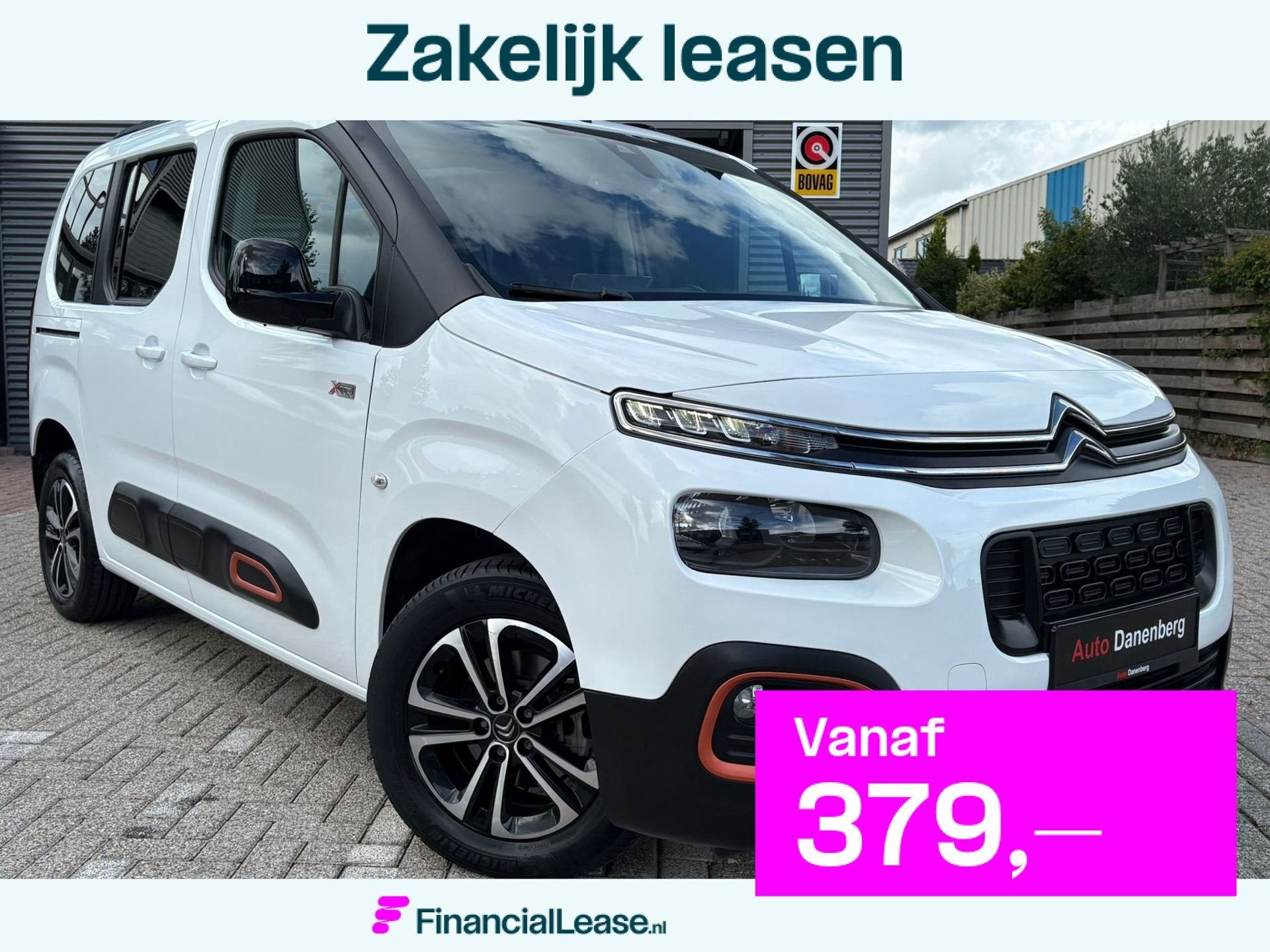 Citroen Berlingo 1.2 PureTech Shine WEINIG KM! NIEUW!, Voorwielaandrijving, Dealer onderhouden, Stof, Zwart