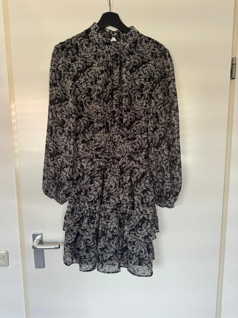 Zwart met grijs en glitters jurkje. Flamant rose maat S, Zwart, Nieuw, Ophalen of Verzenden, Maat 36 (S)