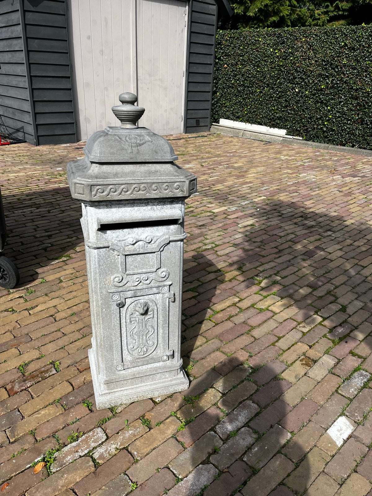 Antieke Staande Brievenbus van gegalvaniseerd staal, Ophalen, Gebruikt, Staal, Staande brievenbus