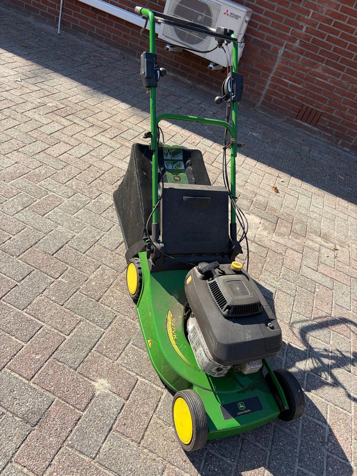 John Deere Grasmaaier - Krachtig en Betrouwbaar, Tuin en Terras, Grasmaaiers, Ophalen, Cirkelmaaier, Gebruikt, 40 t/m 49 cm
