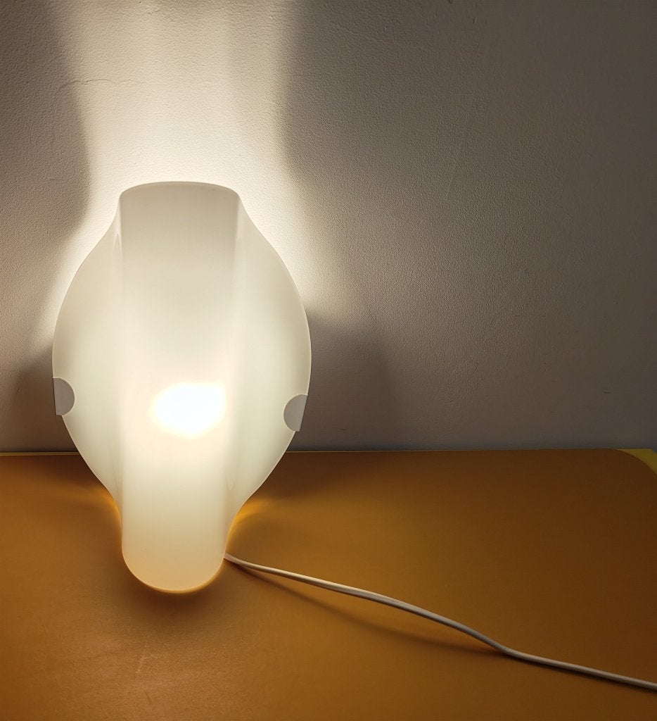 fraaie wandlamp italiaans design melkglas metaal E27 fitting, Ophalen of Verzenden, Zo goed als nieuw, Glas