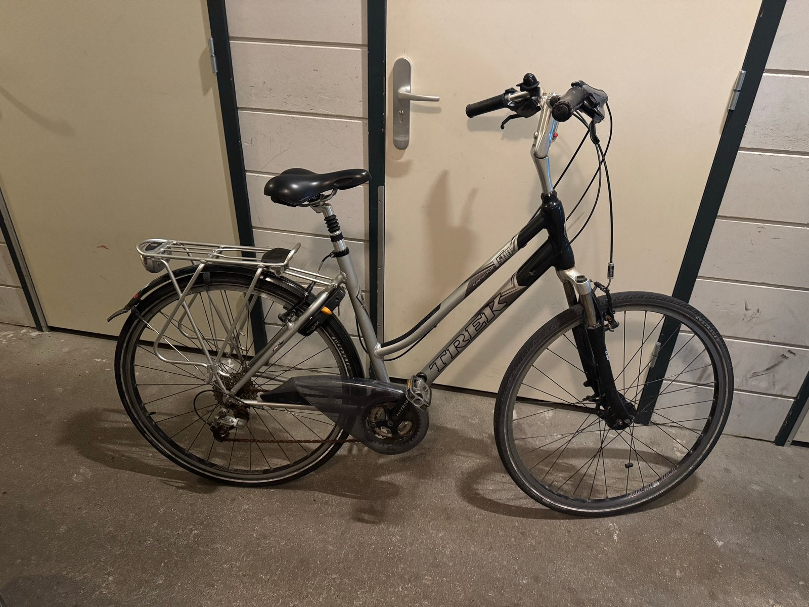 Trek Navigator 2.0 Damesfiets, Gebruikt, Velgrem, Versnellingen, 50 tot 53 cm