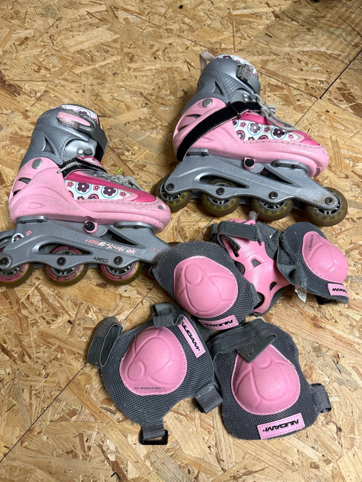 Skeelers maat 34-37 met bescherming, roze voor kinderen, Kinderen, Ophalen of Verzenden, Inline skates 4 wielen, Verstelbaar