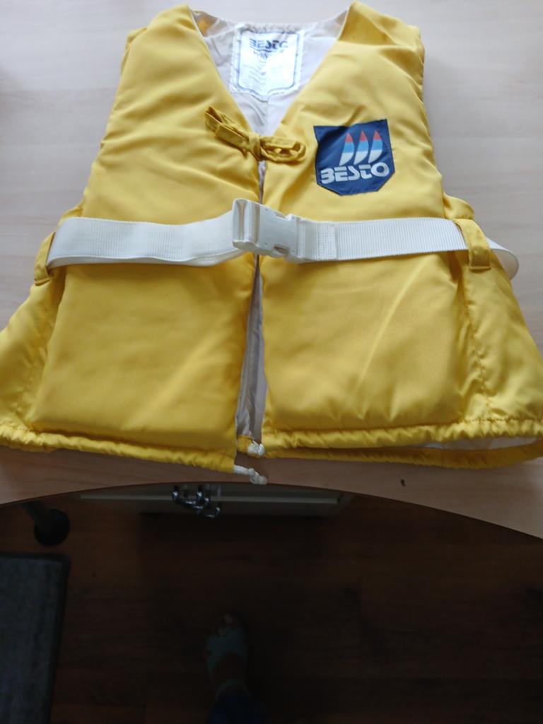 Zwemvest, Watersport en Boten, Watersportkleding, Ophalen of Verzenden, Zo goed als nieuw, Kind, Reddingsvest of Zwemvest