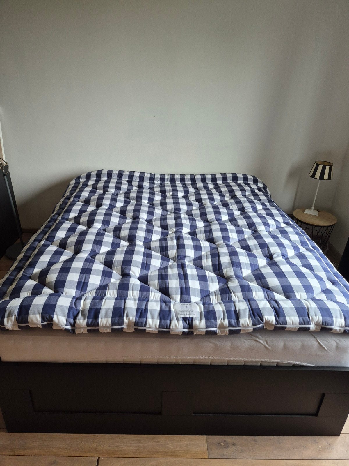Nieuwe echte Hästens topper met beschermer. 200cm x 200cm, Huis en Inrichting, Slaapkamer | Matrassen en Bedbodems, Ophalen of Verzenden