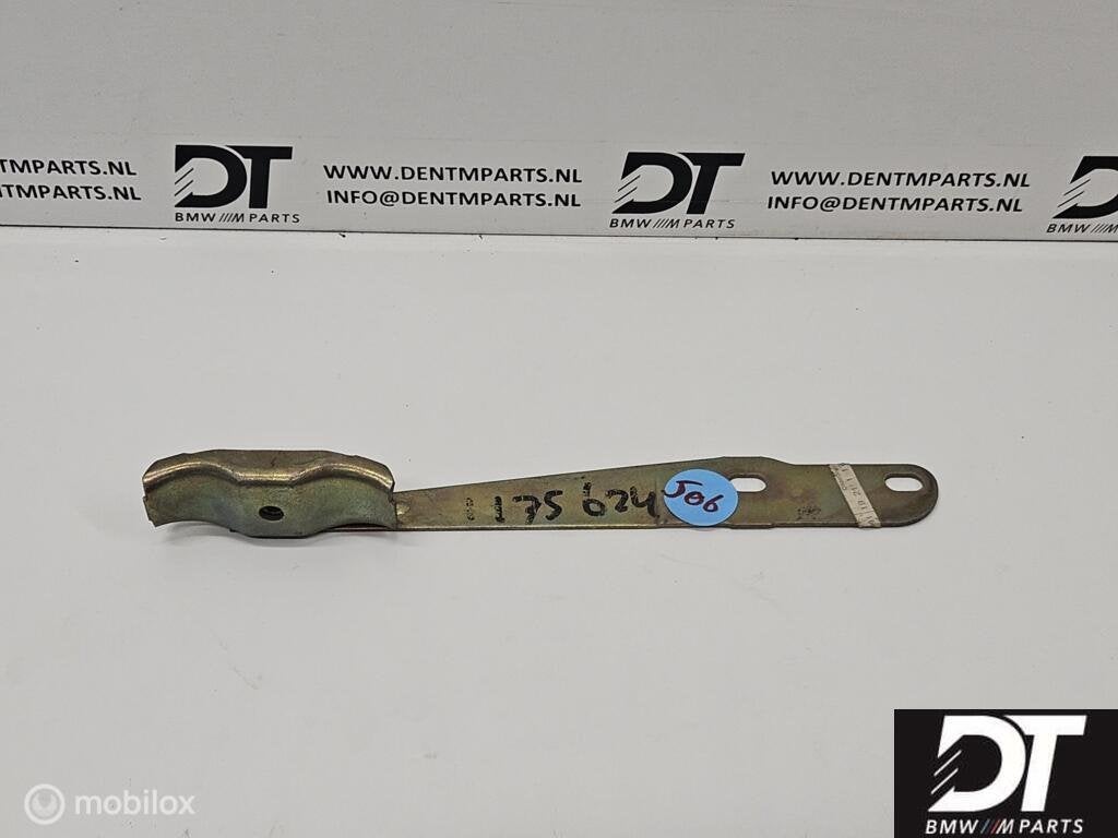 Uitlaat beugel BMW E28 E24 M30 18211175624, Nieuw, Ophalen of Verzenden