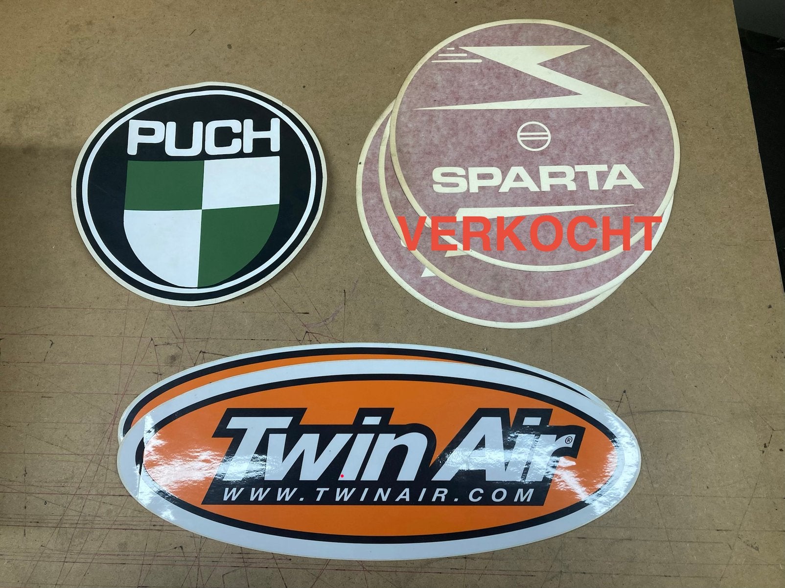 Nieuw (NOS) Grote stickers PUCH, SPARTA en TWIN AIR, Motoren, Ophalen of Verzenden