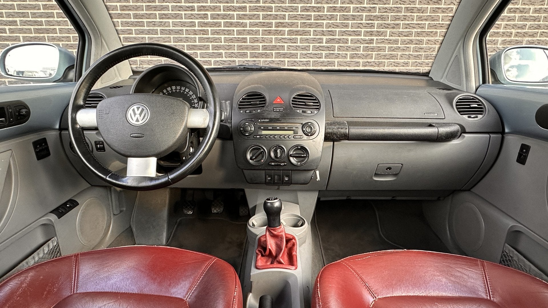 Volkswagen New Beetle 1.8-5V Turbo Highline | Leder | Airco, Voorwielaandrijving, Gebruikt, Beetle (Kever), 4 cilinders
