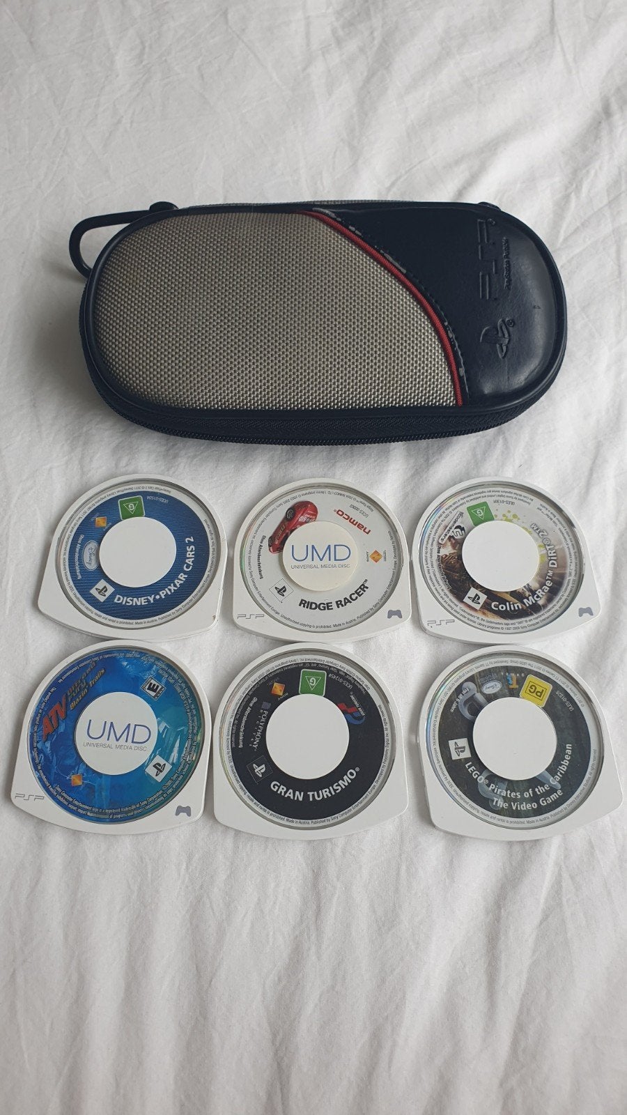 PSP games + hoesje, Gebruikt, Verzenden, 1 speler, Racen en Vliegen