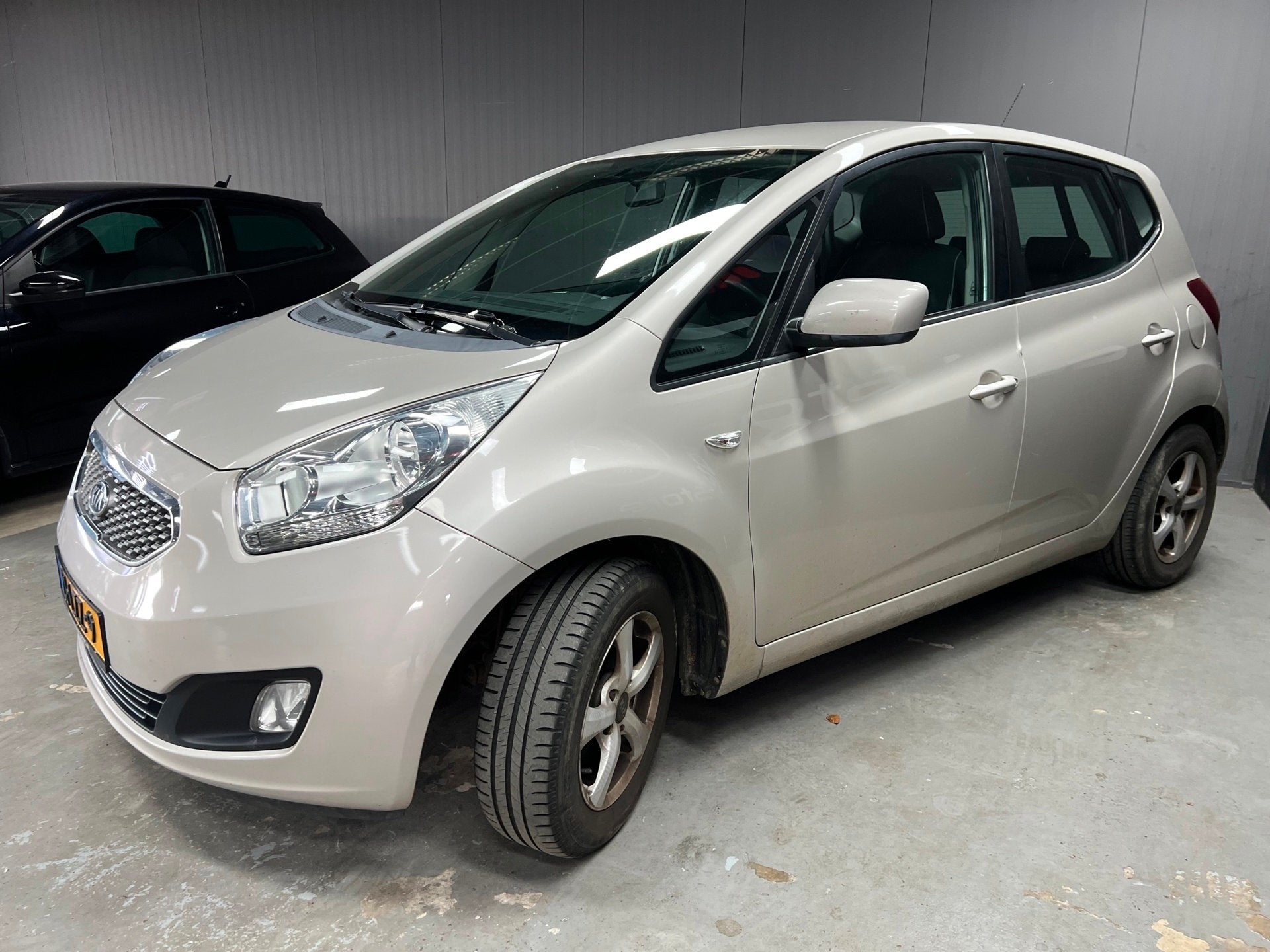 Kia Venga 1.4 CVVT X-tra • Hoge instap • Trekhaak • NA, Auto's, Voorwielaandrijving, Euro 5, Stof, Gebruikt