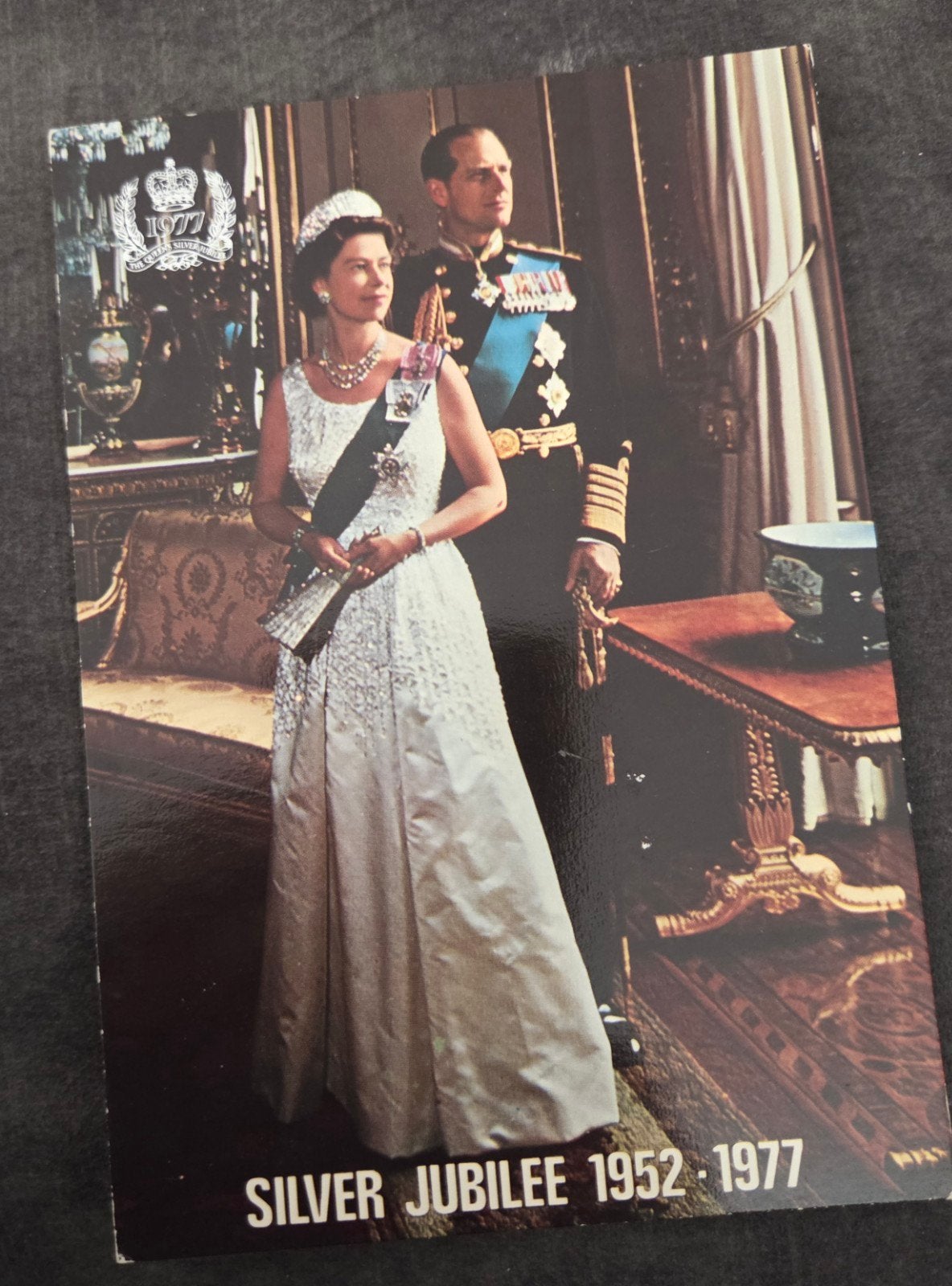 Zilveren Jubileum Koningin Elizabeth II 1952-1977, Verzamelen, Verzenden, 1960 tot 1980, Ongelopen, Sterren en Beroemdheden