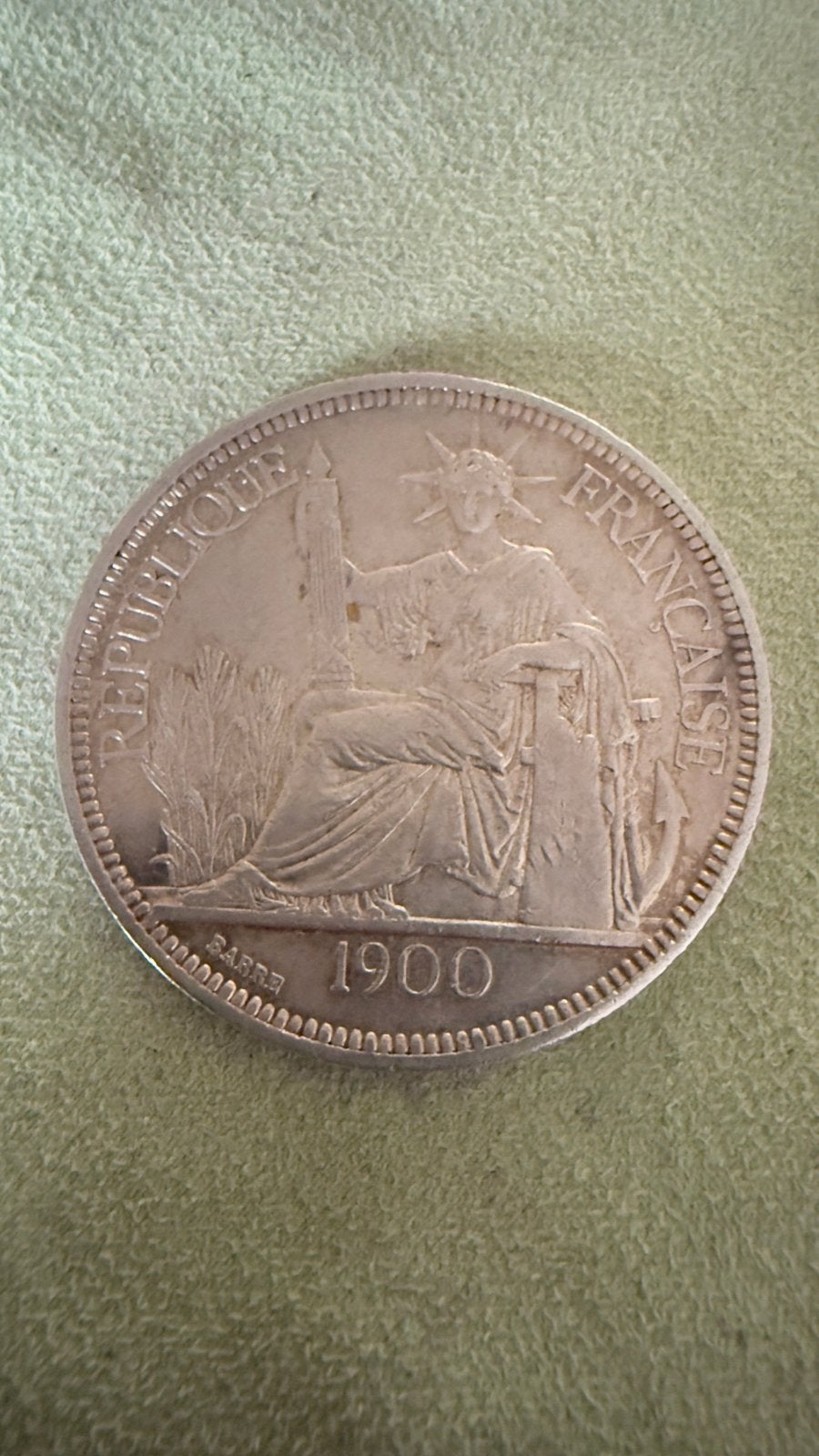 1900A FRENCH INDO-CHINA 1 Piastre, Verzenden, Oost-Azië
