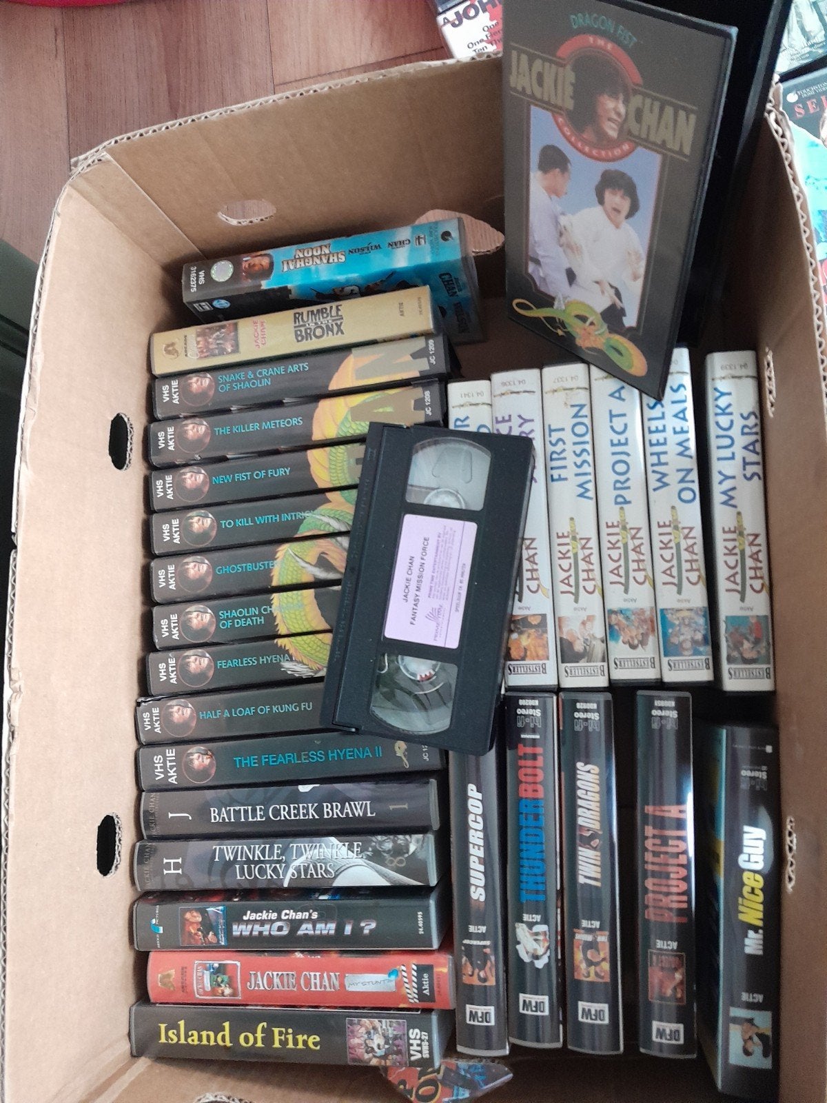 Hele partij VHS videobanden in een koop, Cd's en Dvd's, VHS | Film, Alle leeftijden, Ophalen, Gebruikt