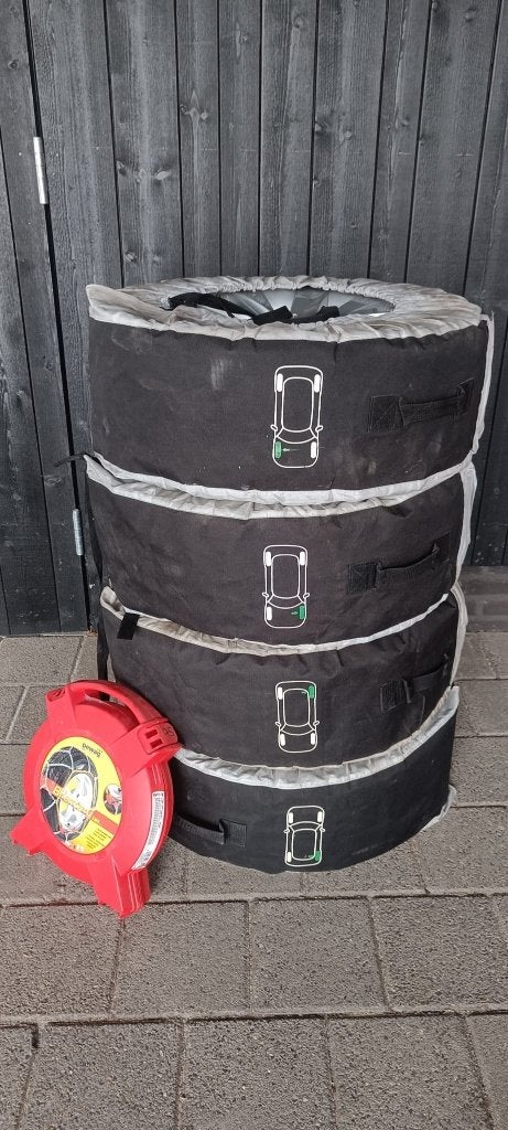 BMW winterset - Pirelli Runflat op lichtmetalen velgen, Ophalen, Gebruikt, 17 inch, Winterbanden